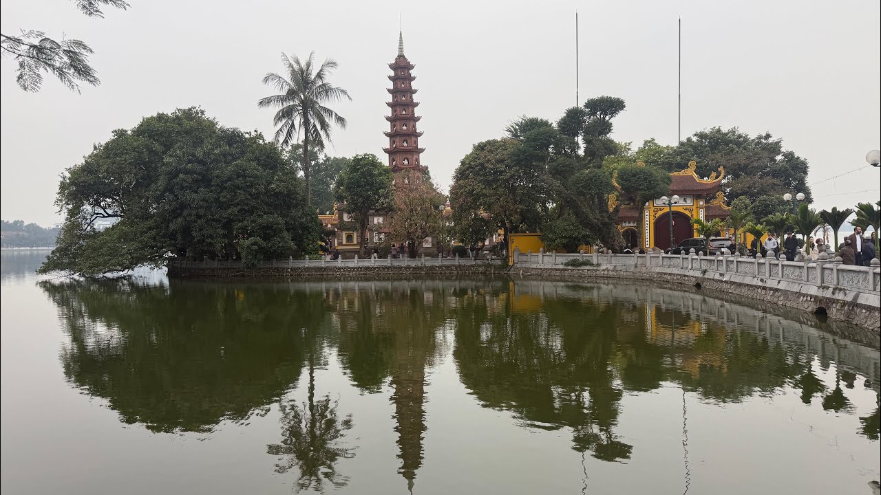 Tran Quoc Pagoda-stands as the oldest Buddhist temple in Hanoi city, Capital of Vietnam 🇻🇳 
