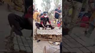 This Is El-Vuur Wmine One Of The Best Xlophonist At Dolnye.