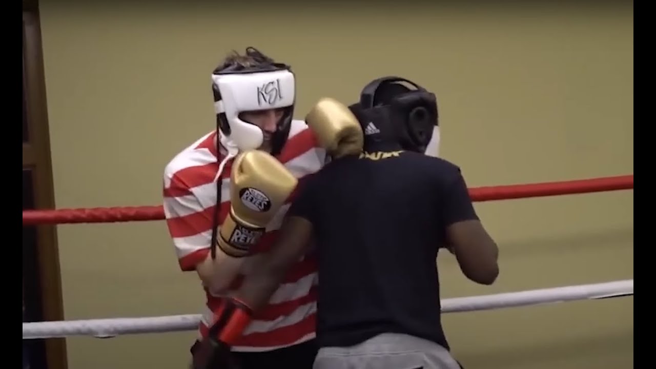 W2S vs DEJI BOXING MATCH