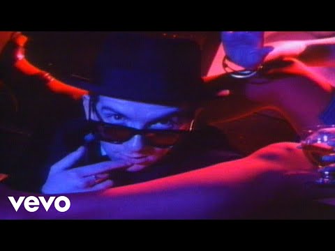 Elvis Costello & The Attractions - Clubland