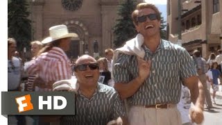 Twins (7/10) Movie CLIP - A New Look (1988) HD Twins (7/10) Movie CLIP - A New Look (1988) HD