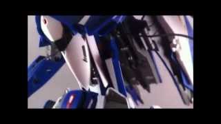 Bandai DX VF-25G Renewal Version Review