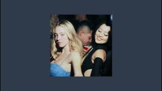 bounce when she walk (sped up)