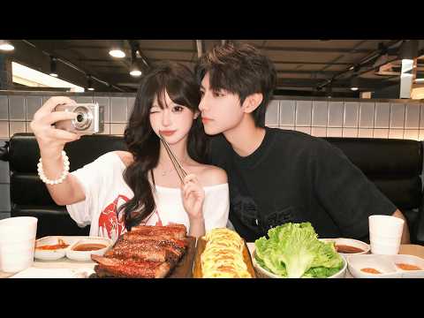 🖤 자유를 빼앗긴 그녀는 차가운 감시 속에 갇힌다. 벗어나려 할수록 그와의 관계는 더욱 깊어지고, 마음까지 흔들리기 시작한다.