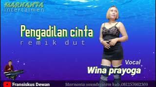 pengadilan cinta