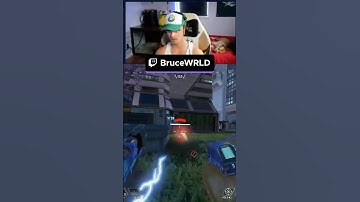 The Akimbo P2020s are BROKEN! 😵‍💫 #apex #apexclips #apexlegends