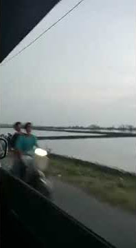 LAGI LIBURAN NAIK MOBIL | HALU STORY #shorts  #storyhalu #storyig #storywa