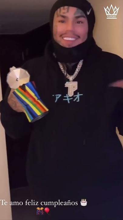 6ix9ine Gets A Gift From Yailin For His Birthday