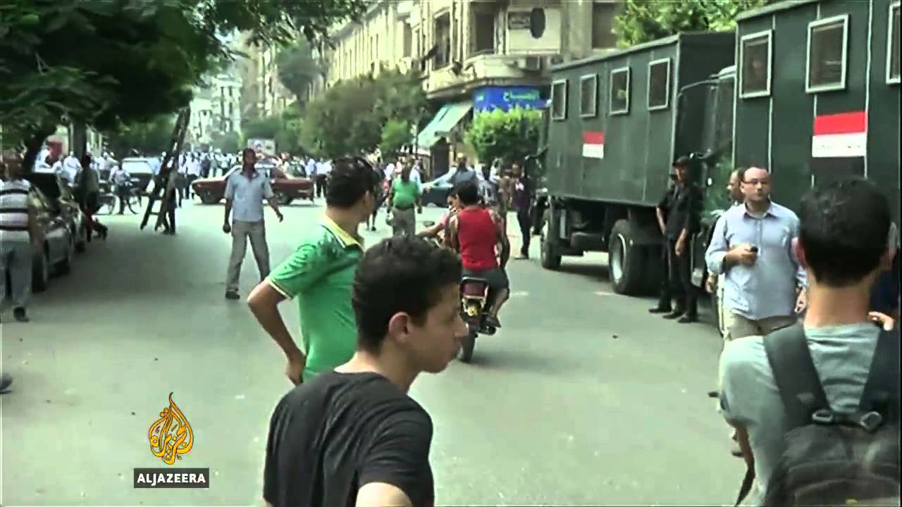 يتم تشكيل الحكومة بدون مسؤولين من مرسي