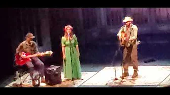 Ray LaMontagne & Sierra Ferrell - I Was Born to Love You @ Los Angeles Pantages Theater 5/7/2022 Ray LaMontagne & Sierra Ferrell - I Was Born to Love You @ Los Angeles Pantages Theater 5/7/2022