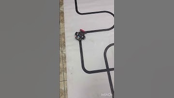 Black line follower robot on Arduino #arduino #programming #blackline