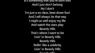 Weezer - Beverly Hills (Lyrics) chords