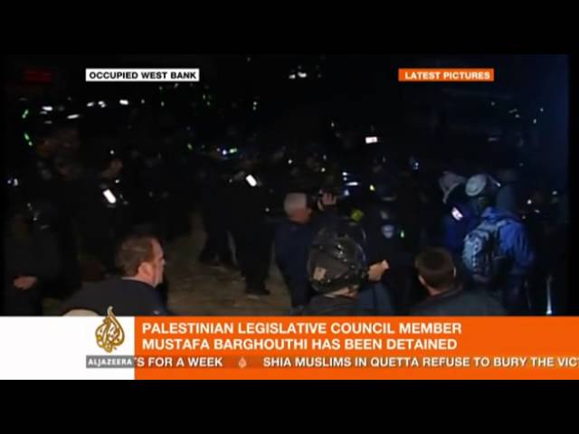 السياسي الفلسطيني مصطفى البرغوثي يتحدث إلى قناة الجزيرة
