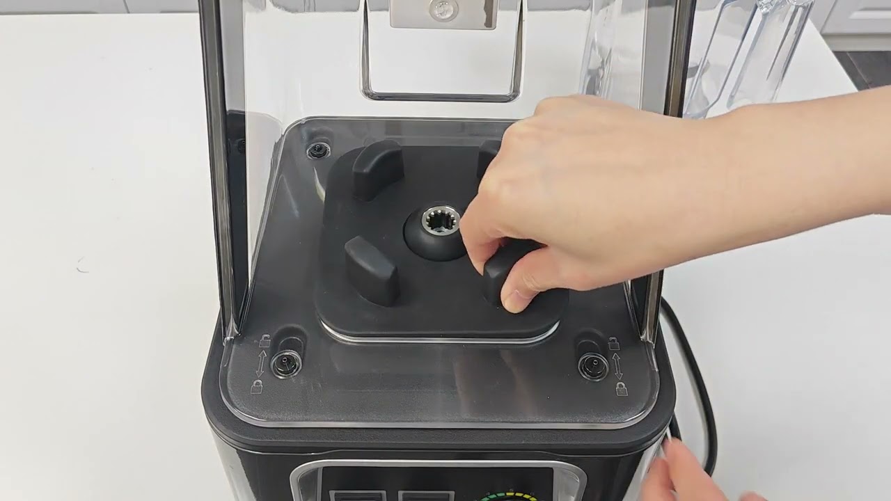 Assembly and disassemble the soundproof cover of CRANDDI K80 blender