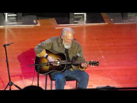 Guarda Embryonic Journey - Jorma Kaukonen 2/25/23 Avalon Theater, Easton MD su YouTube Guarda Embryonic Journey - Jorma Kaukonen 2/25/23 Avalon Theater, Easton MD su YouTube