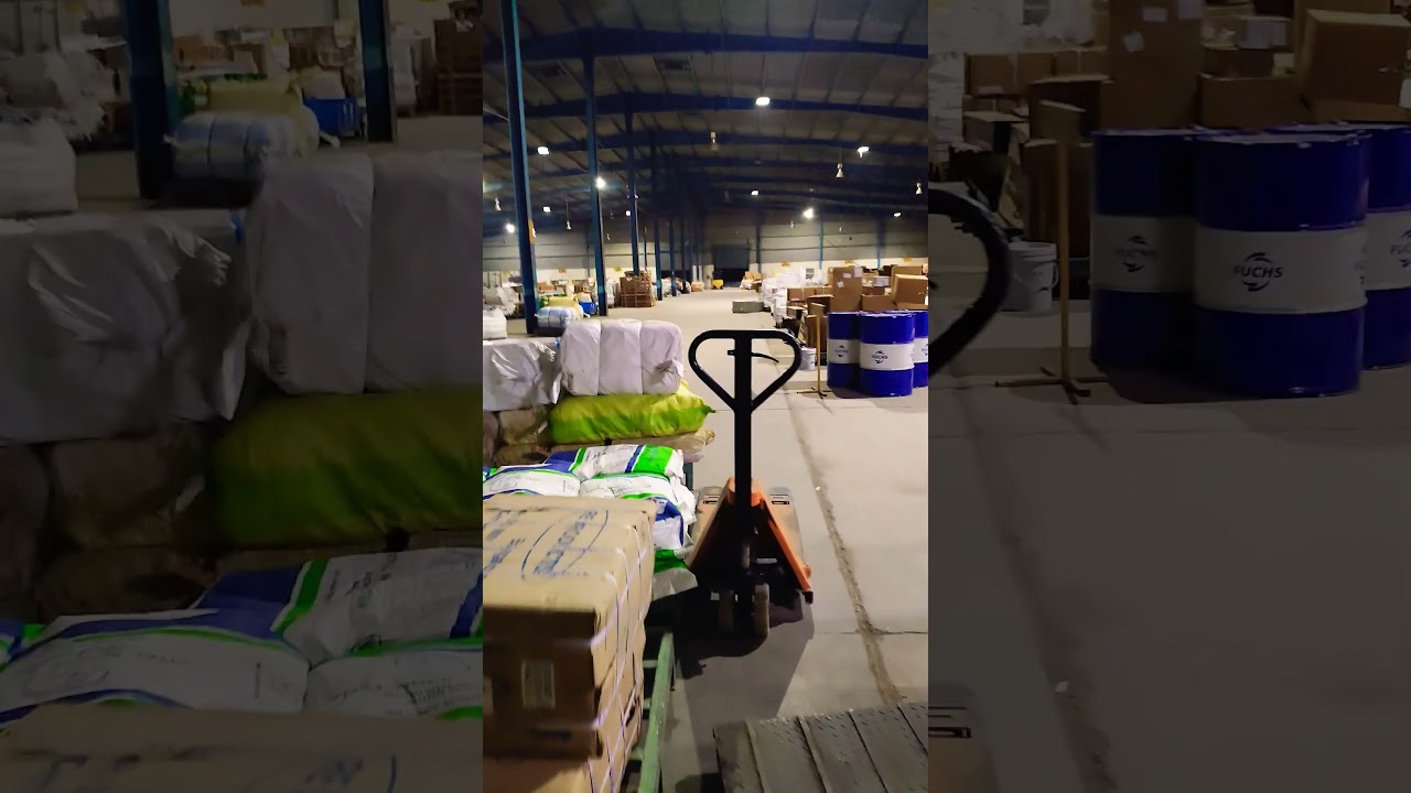 VRL transport me kam 