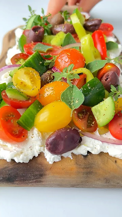 STOP SCROLLING!🚨This #GreekSalad Feta Board Will Be Your New OBSESSION! 🥗 #greekfood #greekrecipes