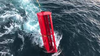 Hauling MLD Trawl doors in the North Sea