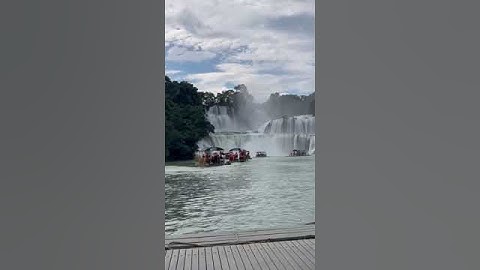 Hành trình khám phá Non nước Cao Bằng có một điểm du lịch không thể bỏ qua đó là thác Bản Giốc 3