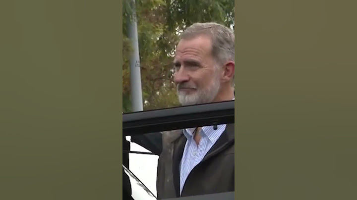 Felipe VI pide perdón antes de abandonar la localidad de Paiporta