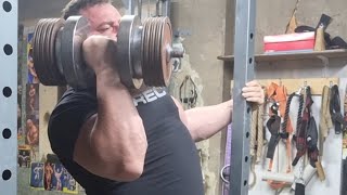 Genadi Kvikvinia / training biceps