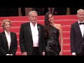 Cannes, Alain Delon sul red carpet con la figlia e il "Clan dei siciliani"