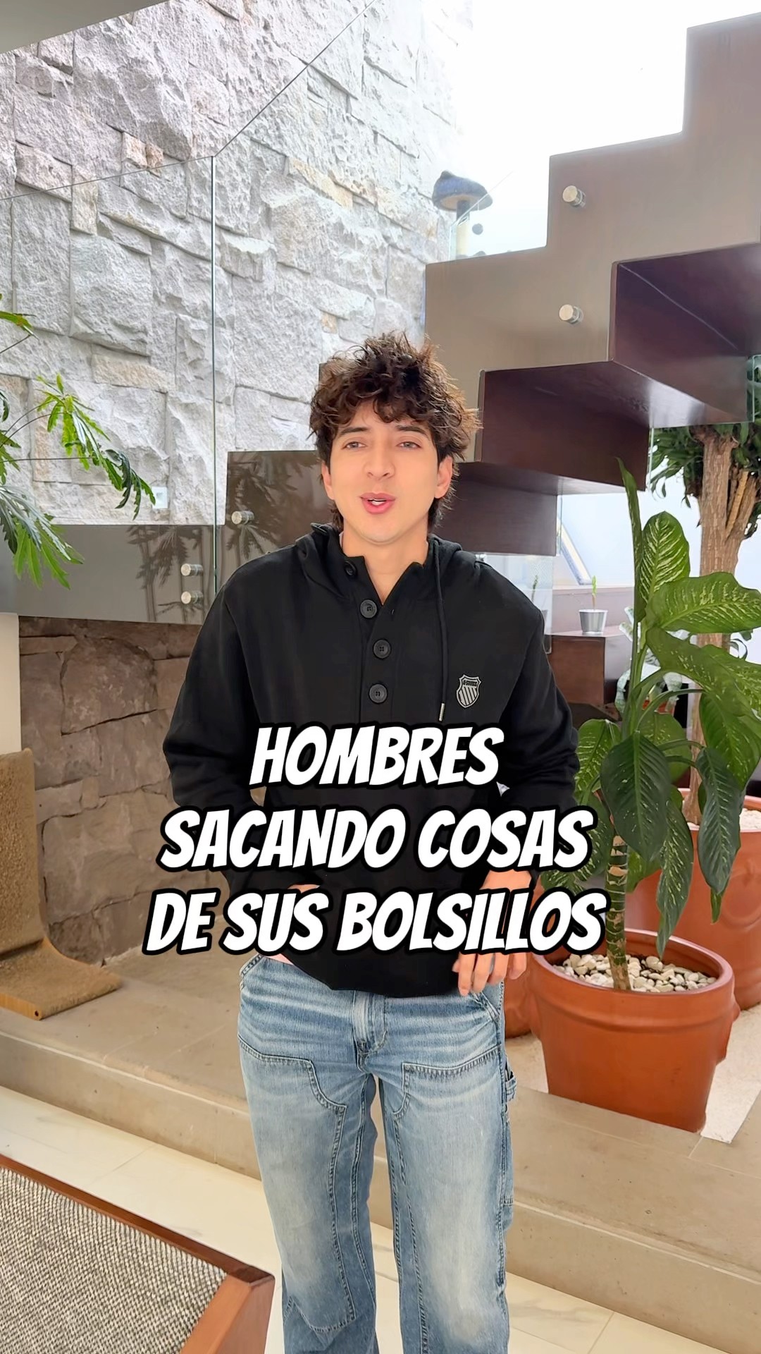 USTEDES QUE CARGAN EN SUS BOLSAS ❓