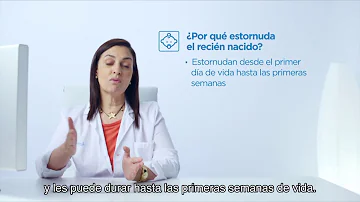 ¿Por qué estornuda tanto mi recién nacido?