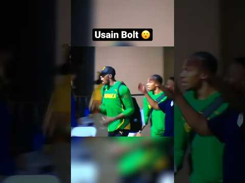 Usain Bolt Reacting To 400m World Record #throwback