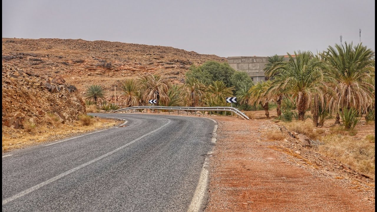 الطريق من ألنيف الى تازارين سحر الجنوب الشرقي DRIVIN IN MOROCCO FROM ALNIF TO TAZARIN