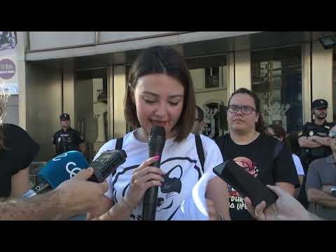 'Soy tu voz' clama a las puertas del Ayuntamiento contra la "pasividad" de la Ciudad