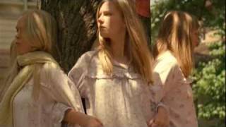 The Virgin Suicides // Slowdive "Here She Comes"
