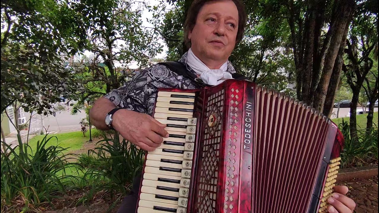 -Minha Historia.  Aut: Walmor Honório Morgan. - Carlinhos Steiner-tel:54999512710.  (Música inédita)