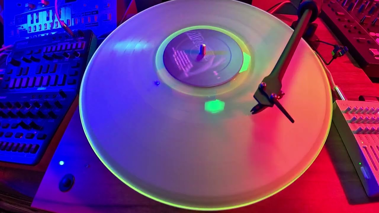 Vinyl.SF Beyond the black rainbow Soundtrack Side 1