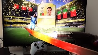 *EXPERIMENT* 1000 Degree KNIFE vs RONALDO IN A PACK! (FIFA 17 Pack Opening)