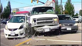 Best Of Idiots In Cars #09