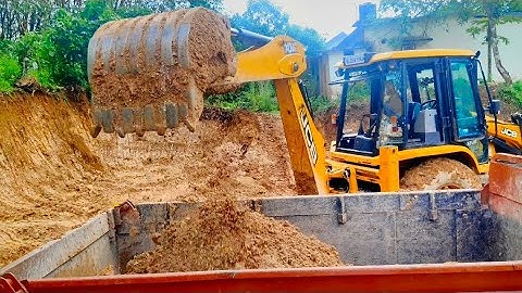 Jcb 3dx Backhoe Loading Soil into a mini truck. #jcb #backhoemaster #jcbbackhoes 