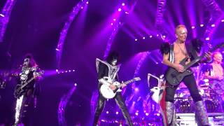 KISSONLINE EXCLUSIVE: PHIL COLLEN ROCKING WITH KISS chords