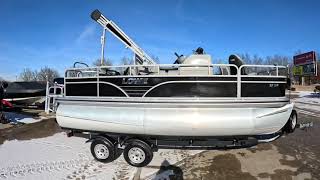2021 Lowe SF194 w/90HP Mercury 4 Stroke!!  Stock# R1604A
