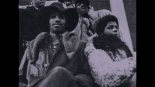 Miniatura del video "Funkadelic ' I'm Never Gonna Tell It'"