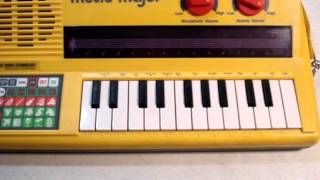 vTech Music Major 1986 Follow Me - YouTube