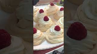 Unique Pavlova Dessert