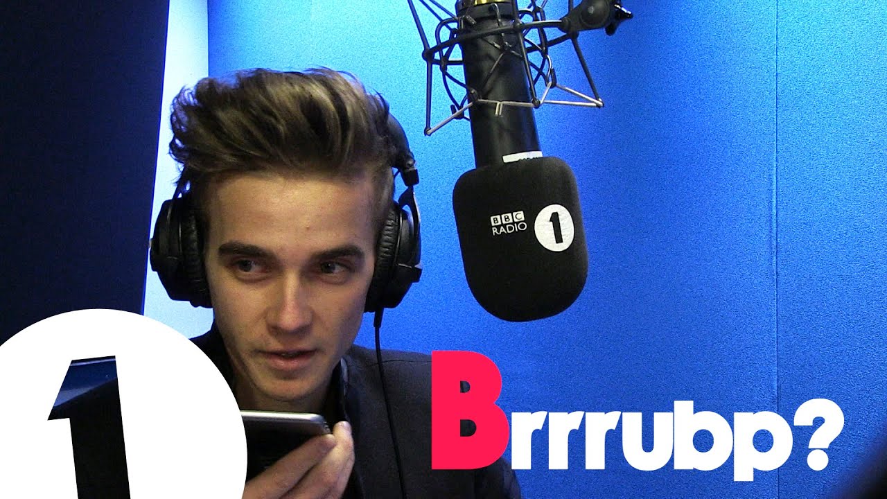 Joe Sugg & Caspar Lee play AlphabetiCall