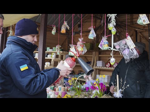 DSNSKHM: Рятувальники завітали на Великодній ярмарок у Хмельницькому