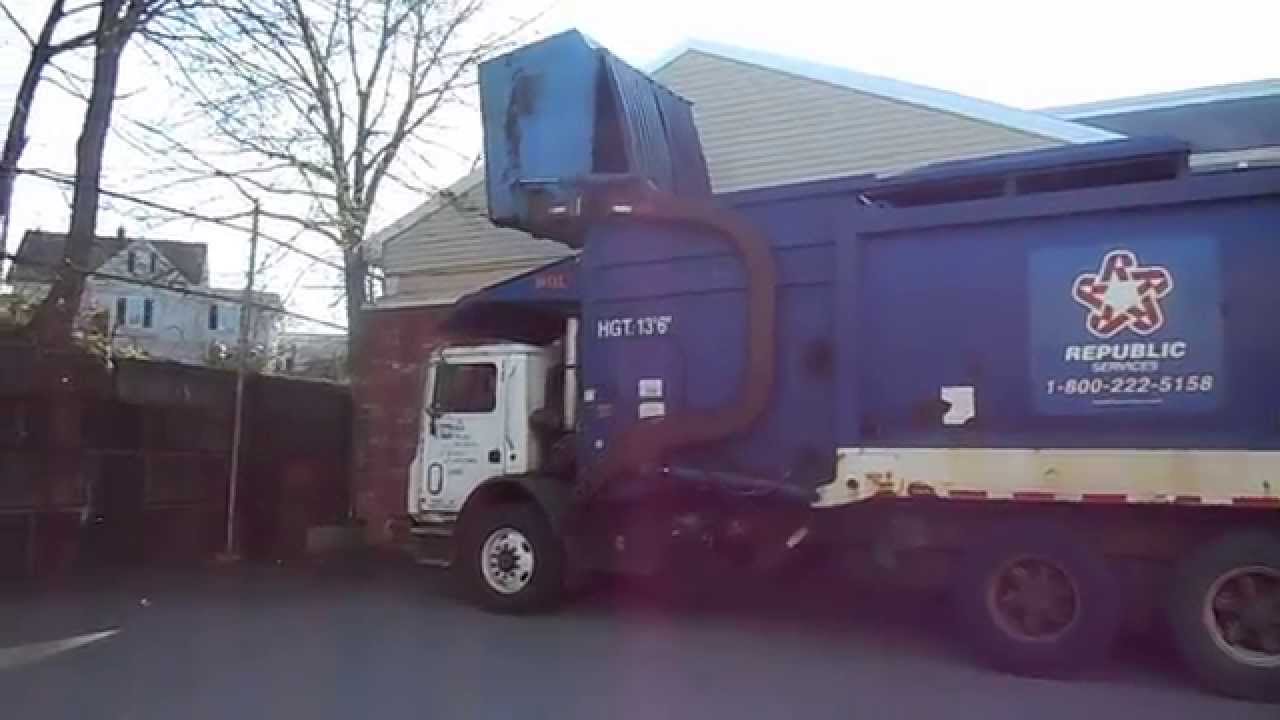 front loader garbage truck turn template