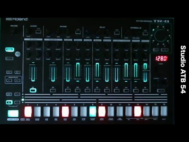 Démo boite à rythmes Roland TR-8 Aira (Français) chez Mega-Hertz