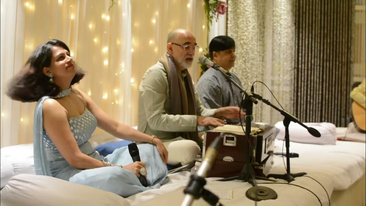 Chalo Ek Baar Phir Se Ajnabi Ban Jayen Hum Dono chalo-ek-baar-phir-se-ajnabi-ban-jayen-hum-dono