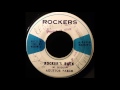 Miniature de la vidéo de la chanson Rockers Rock