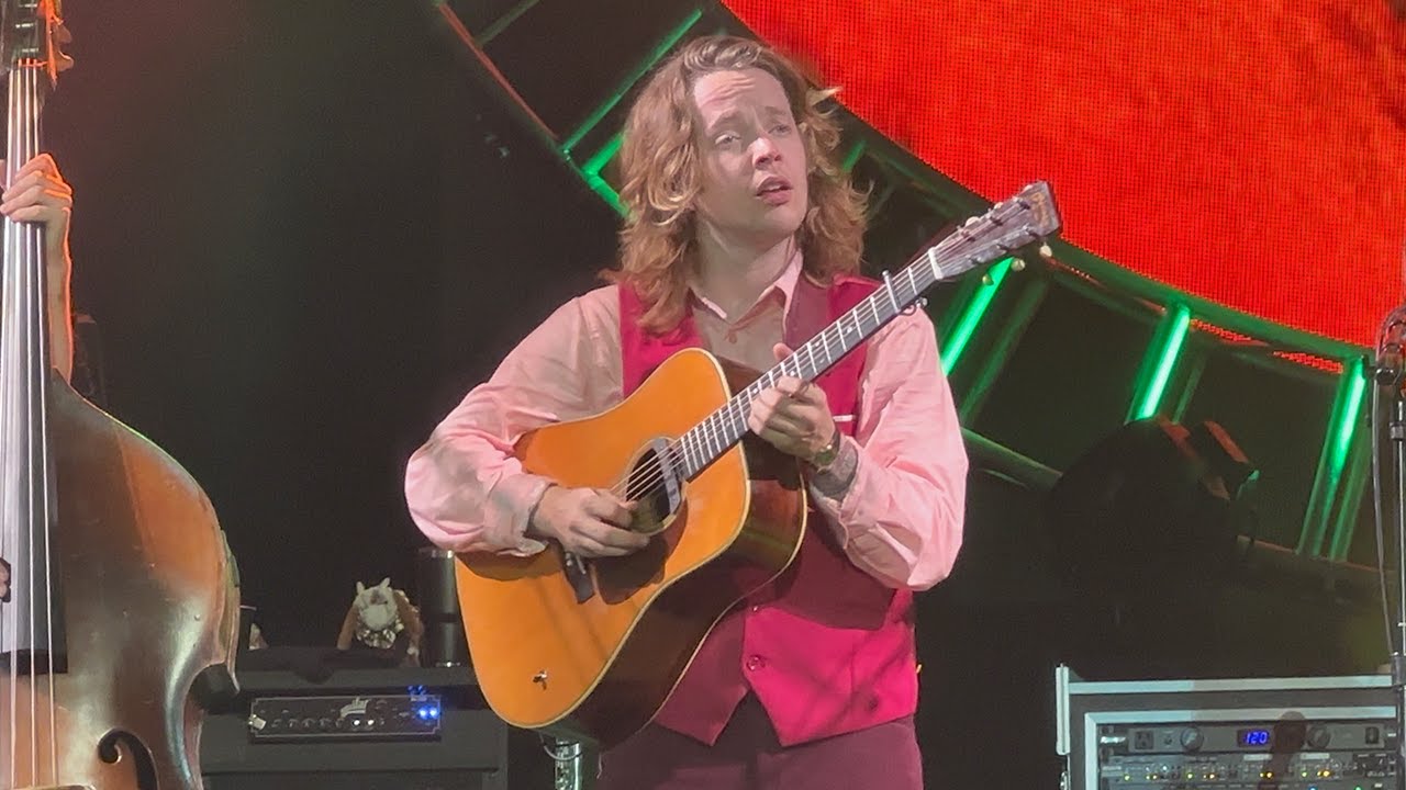 Billy Strings "Hide and Seek" Asheville 2020 Billy Strings "Hide and Seek" Asheville 2020
