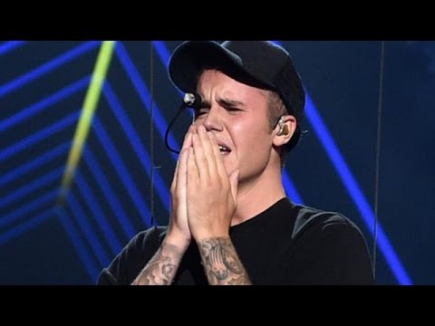 Vídeo: Quem levou Justin Bieber às lágrimas?